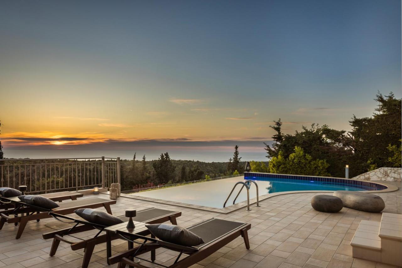 Luxury Villa Karmaniolos Fiskardo Kefalonia Exterior photo
